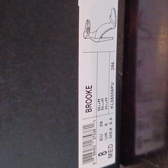 Kenneth Cole sz 8 Beige gold trim sole 4 inch open toe Ankle Strap Heel - Picture 10 of 10